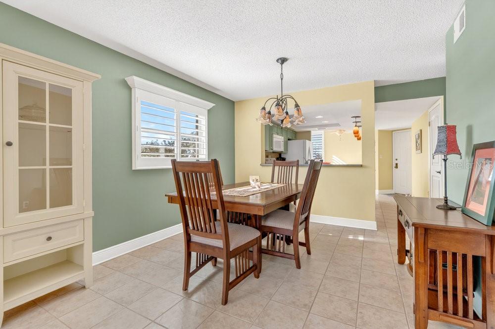 Image 12 of 58 For 1328 Pasadena Avenue S 308