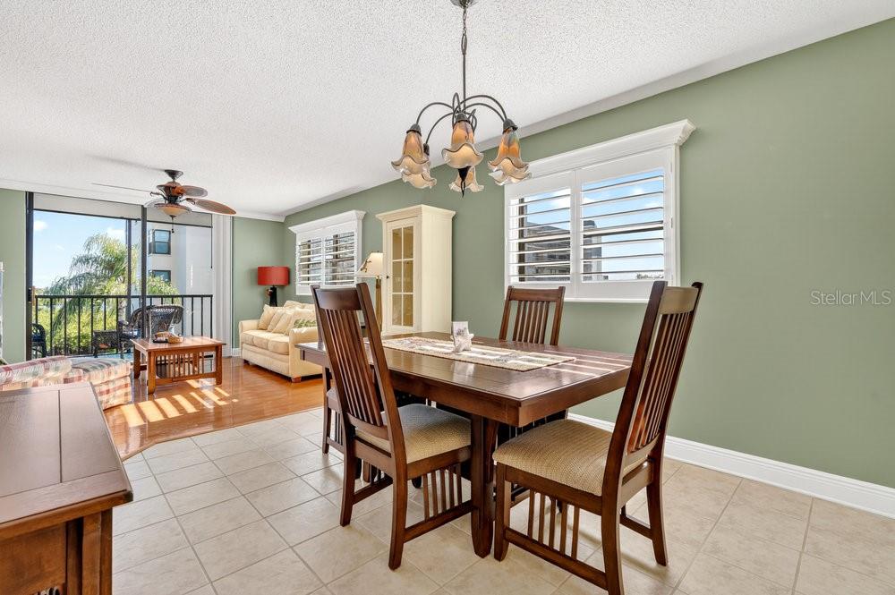 Image 14 of 58 For 1328 Pasadena Avenue S 308