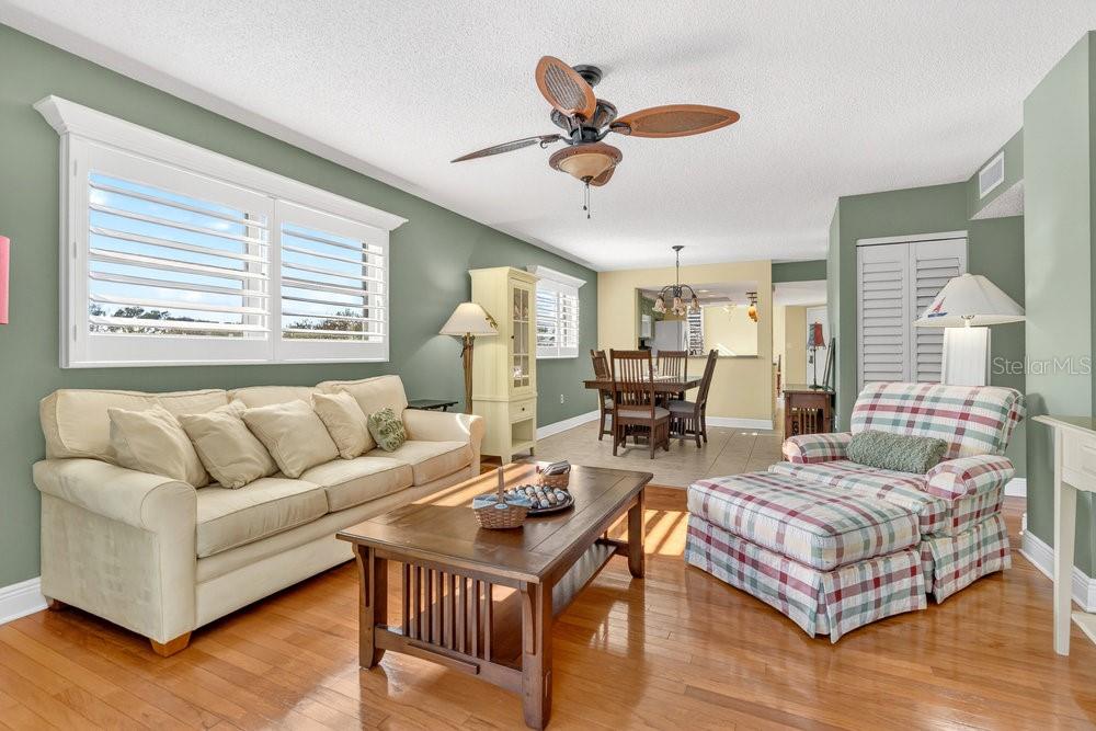 Image 15 of 58 For 1328 Pasadena Avenue S 308