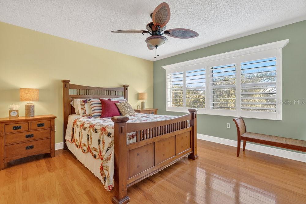 Image 19 of 58 For 1328 Pasadena Avenue S 308