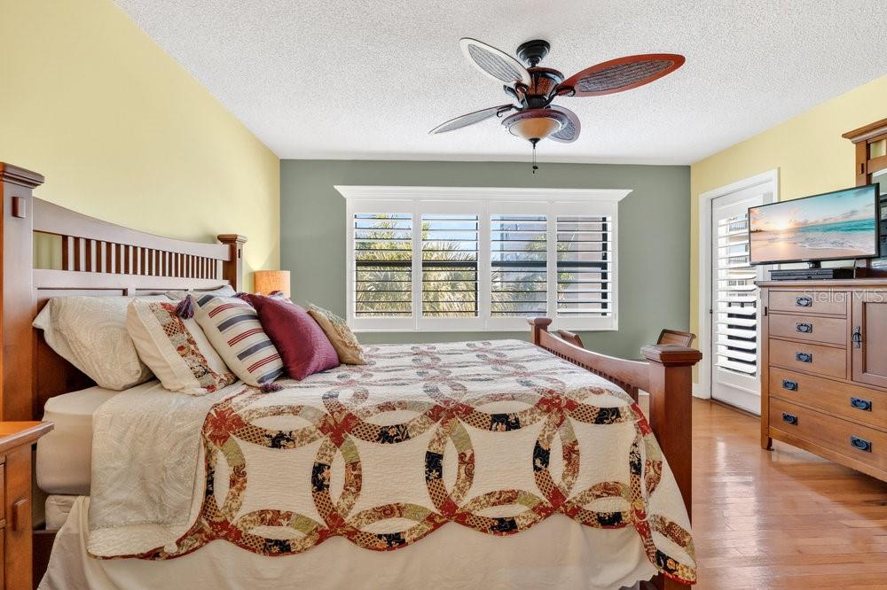 Image 20 of 58 For 1328 Pasadena Avenue S 308