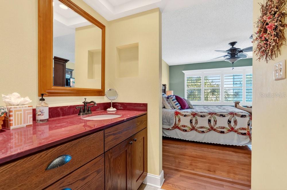 Image 22 of 58 For 1328 Pasadena Avenue S 308