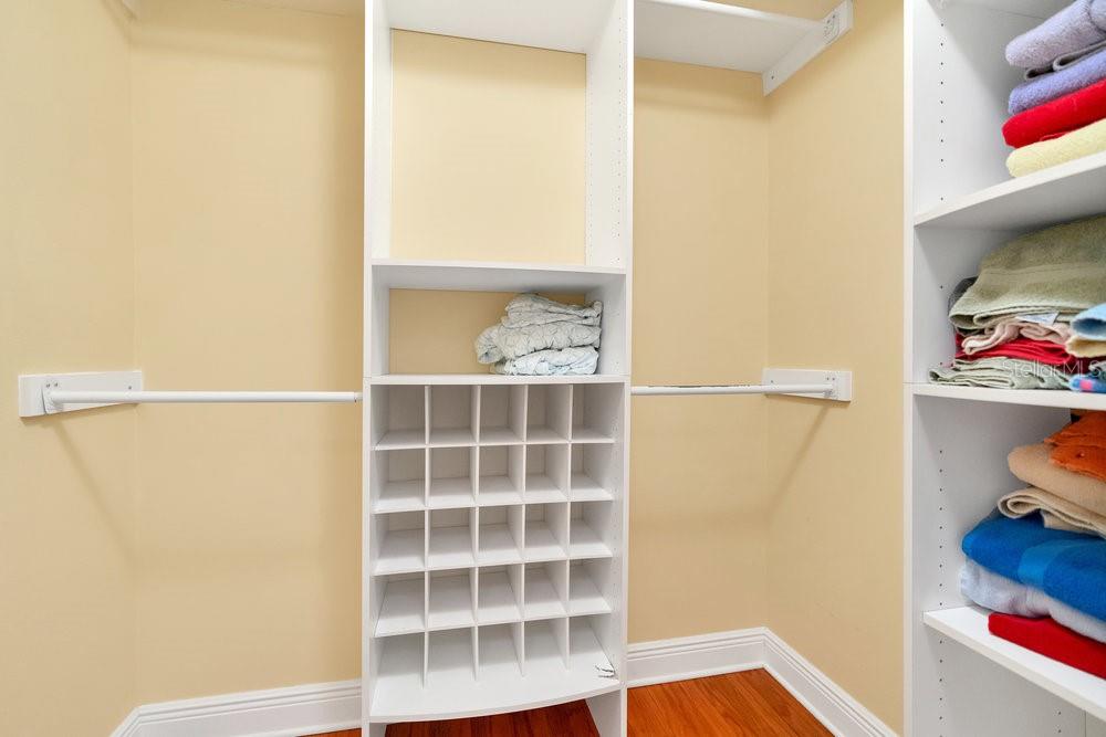 Image 23 of 58 For 1328 Pasadena Avenue S 308