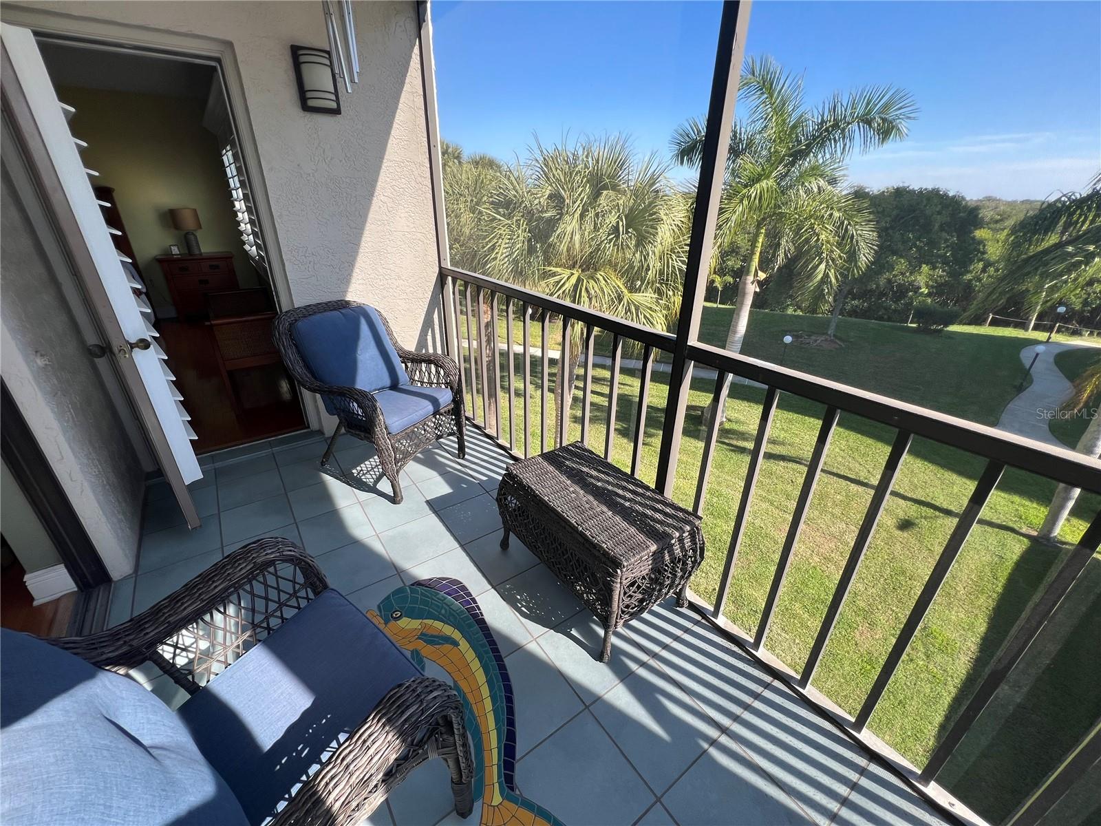 Image 34 of 58 For 1328 Pasadena Avenue S 308