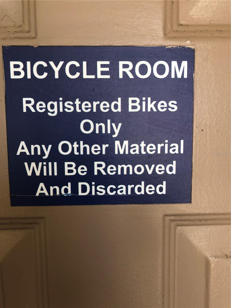 Image 42 of 58 For 1328 Pasadena Avenue S 308