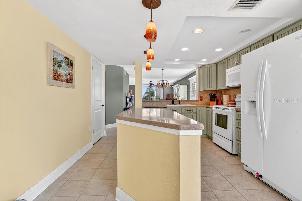 Image 9 of 58 For 1328 Pasadena Avenue S 308