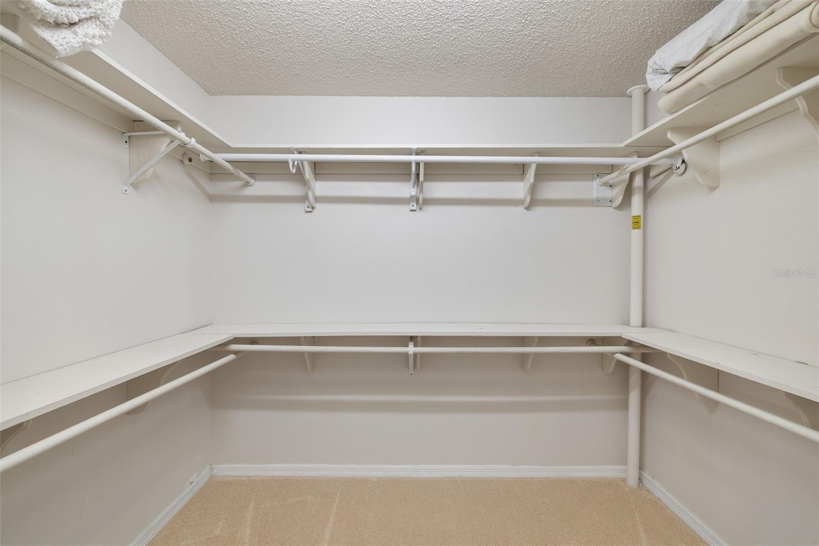 Image 26 of 67 For 4906 Willow Ridge Terrace