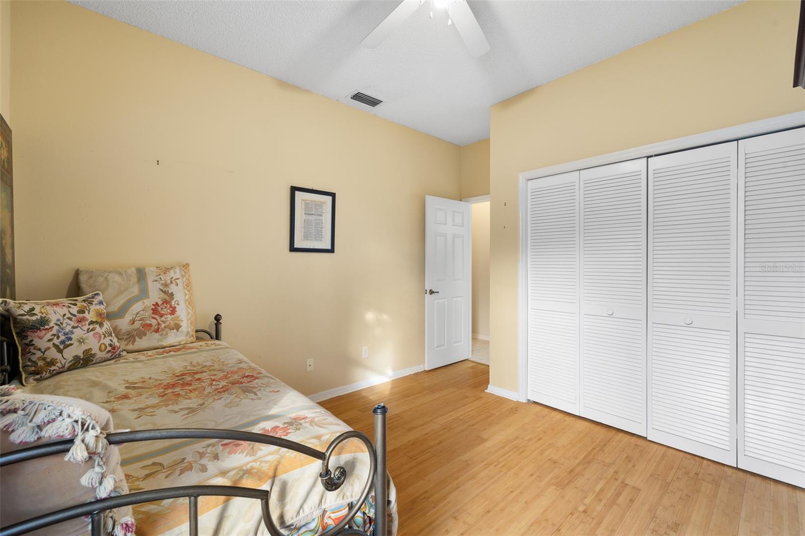 Image 28 of 67 For 4906 Willow Ridge Terrace