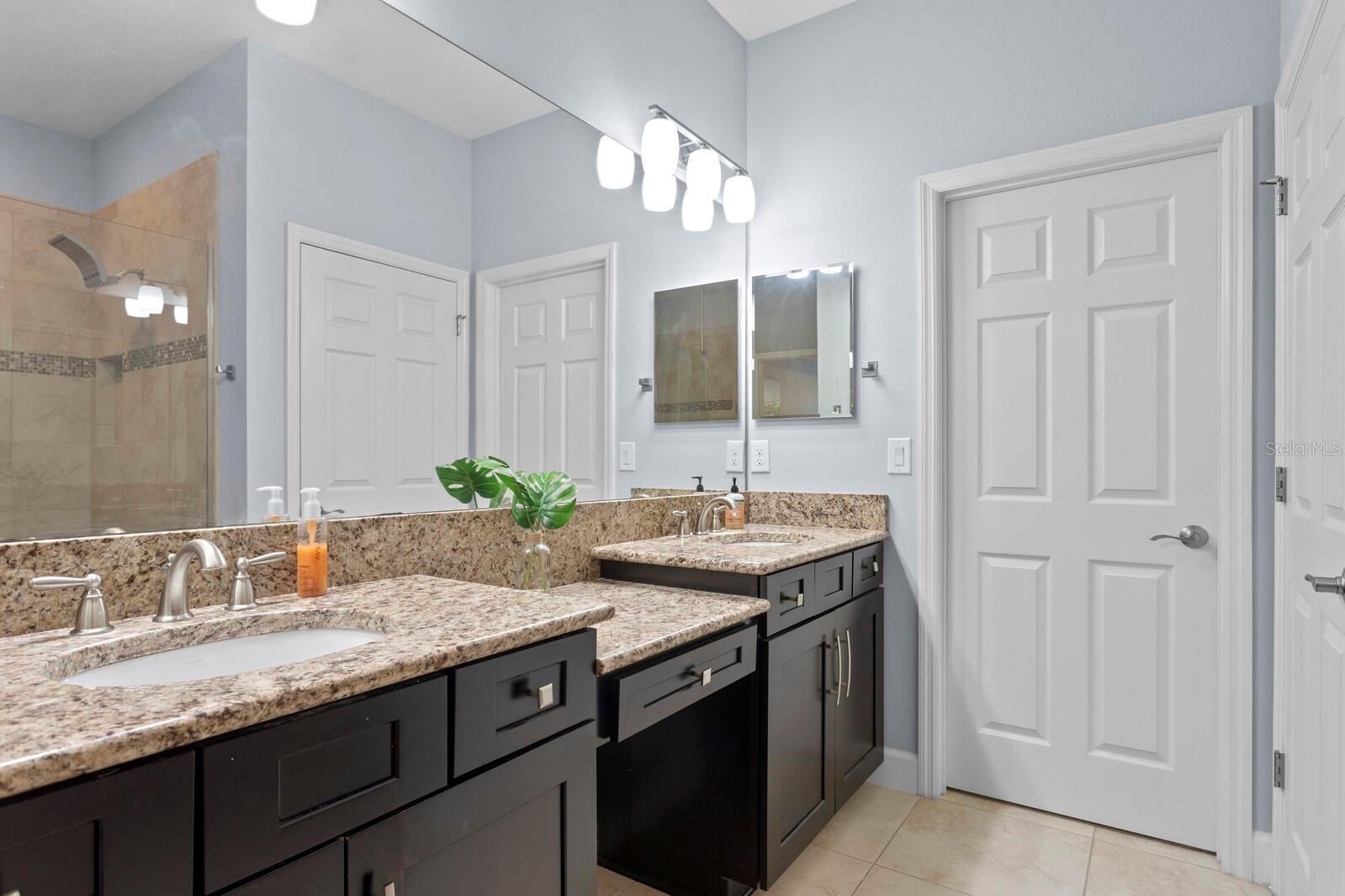 Image 21 of 41 For 8711 Terracina Lake Drive