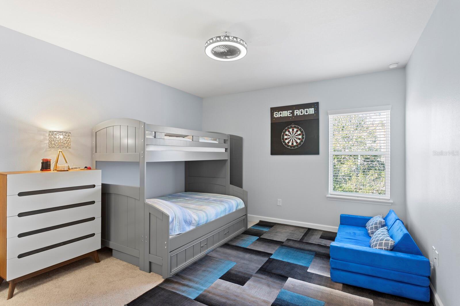 Image 27 of 41 For 8711 Terracina Lake Drive