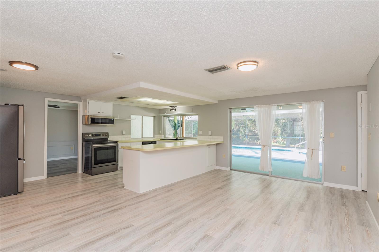 Image 8 of 48 For 12773 Ironwood Circle