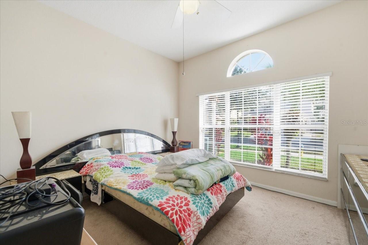 Image 20 of 38 For 18425 Cypress Bay Parkway