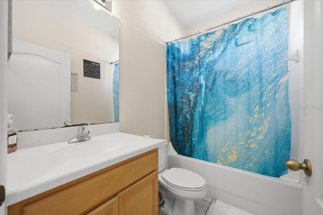 Image 21 of 38 For 18425 Cypress Bay Parkway