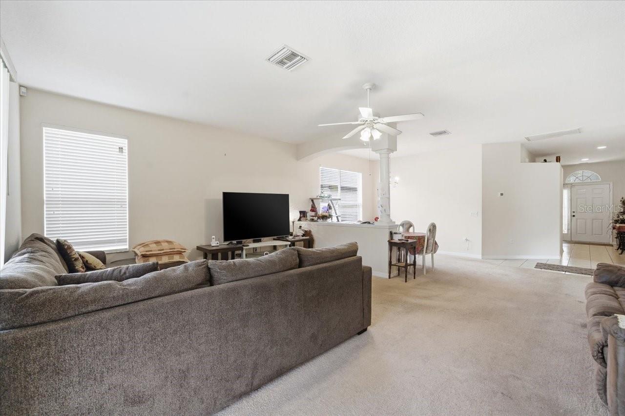 Image 3 of 38 For 18425 Cypress Bay Parkway