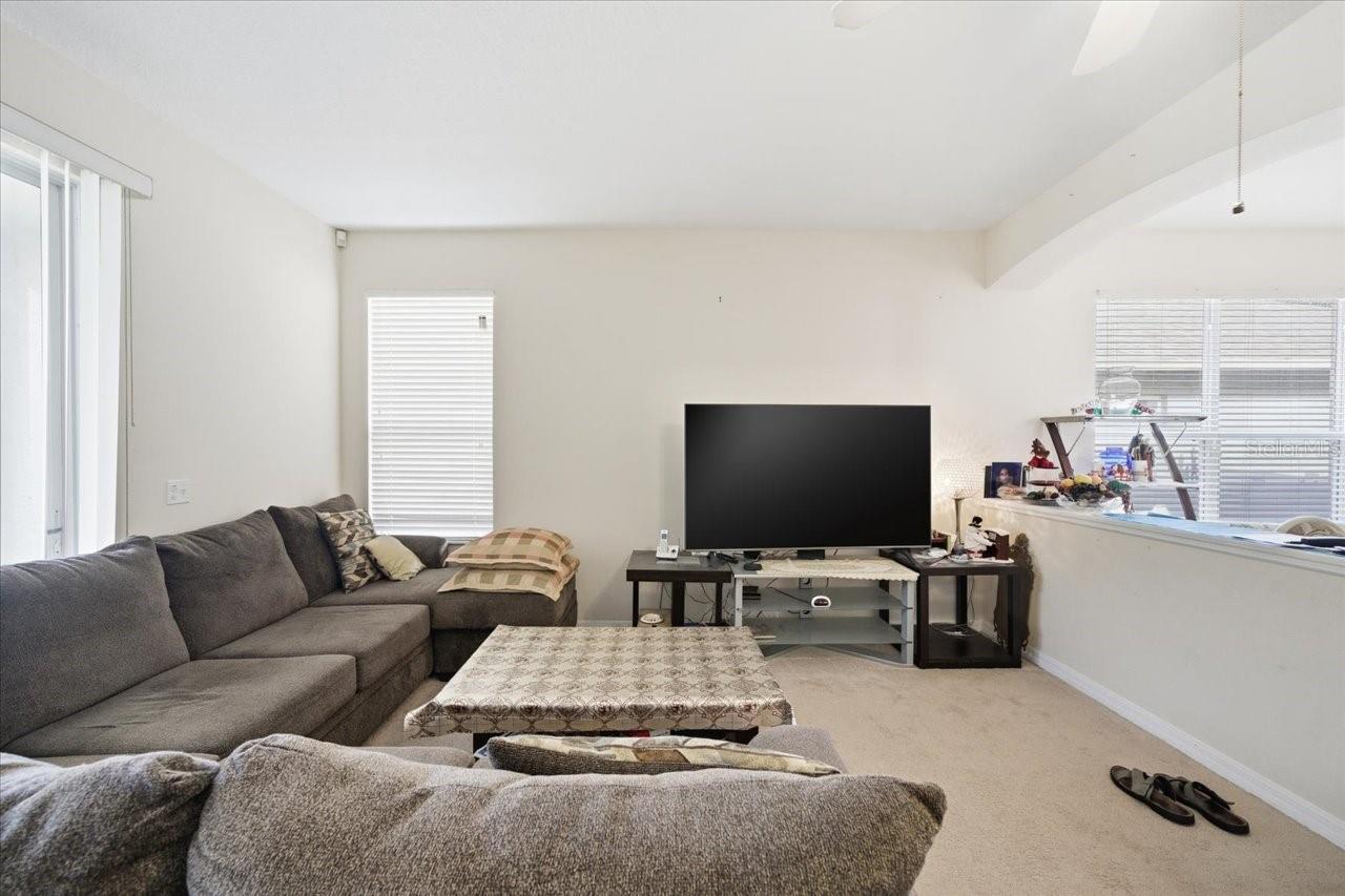 Image 4 of 38 For 18425 Cypress Bay Parkway