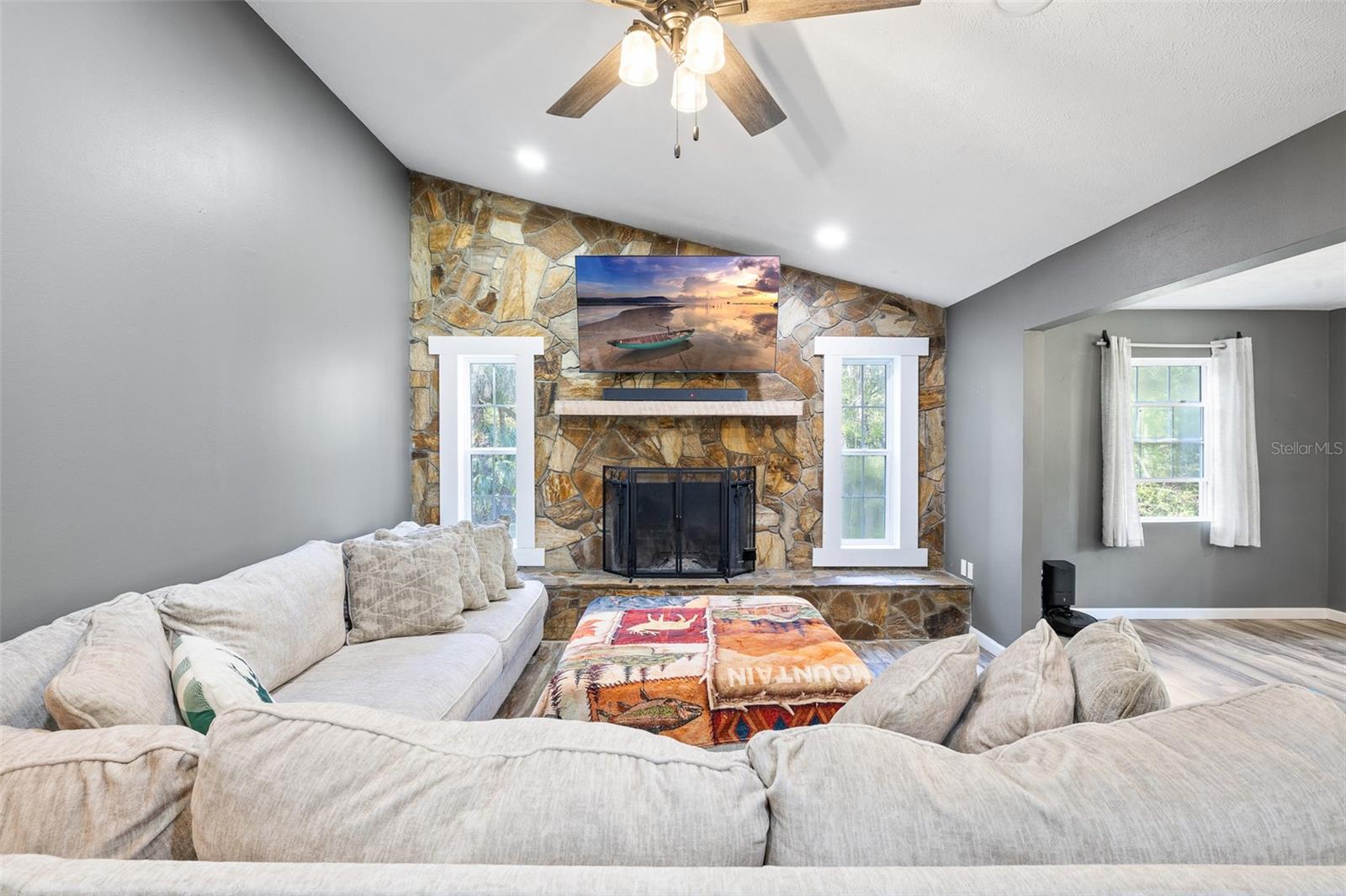 Image 15 of 67 For 11311 40th Street Road