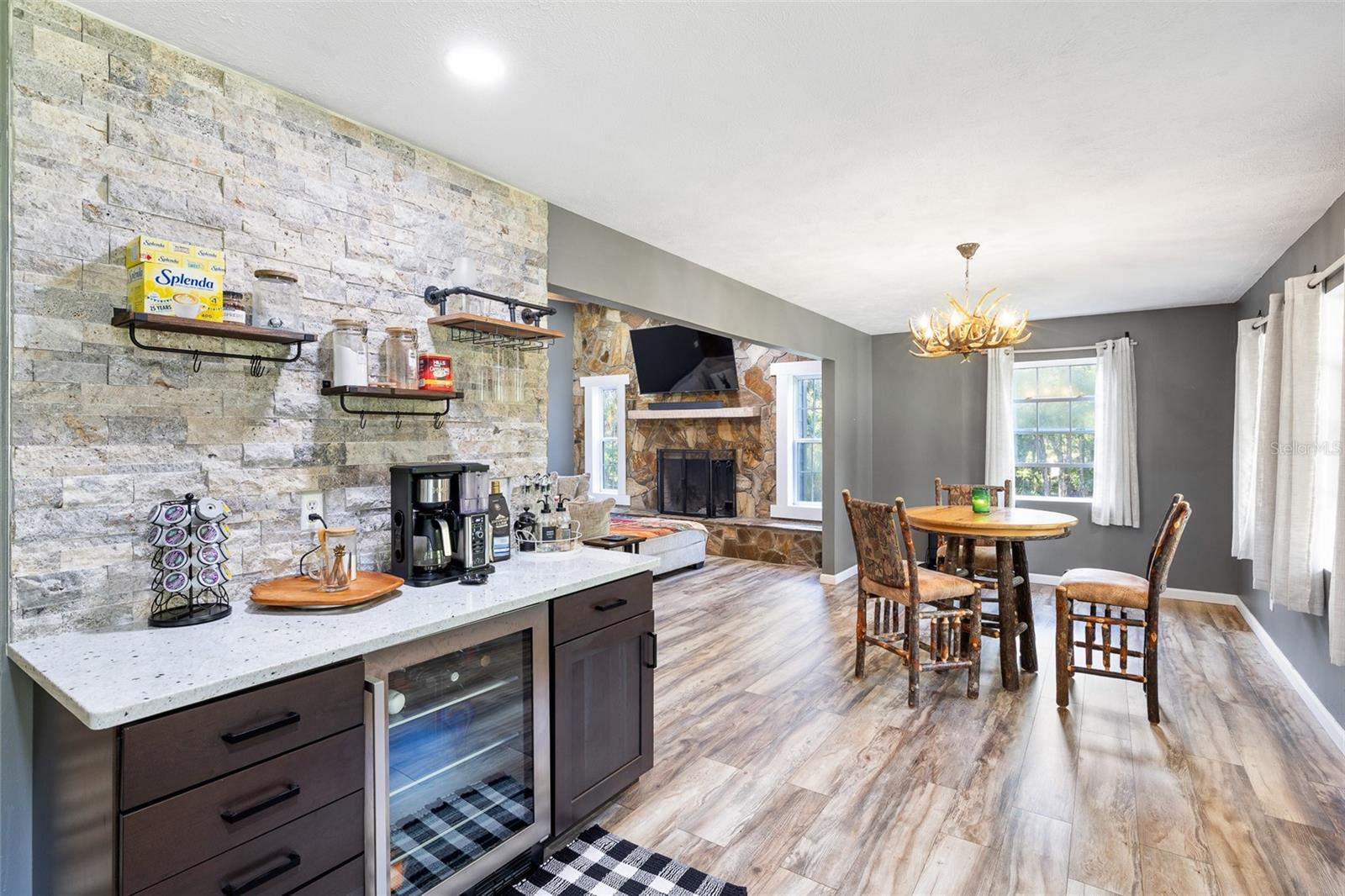 Image 19 of 67 For 11311 40th Street Road