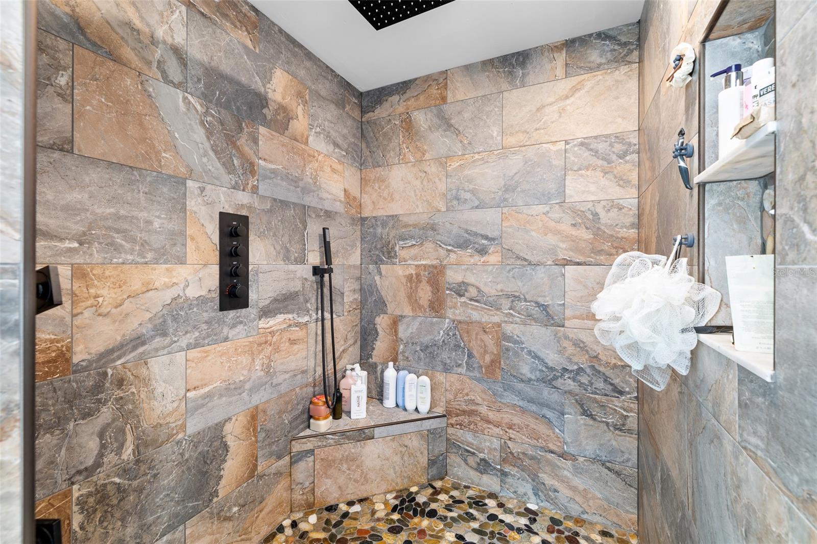 Image 34 of 67 For 11311 40th Street Road