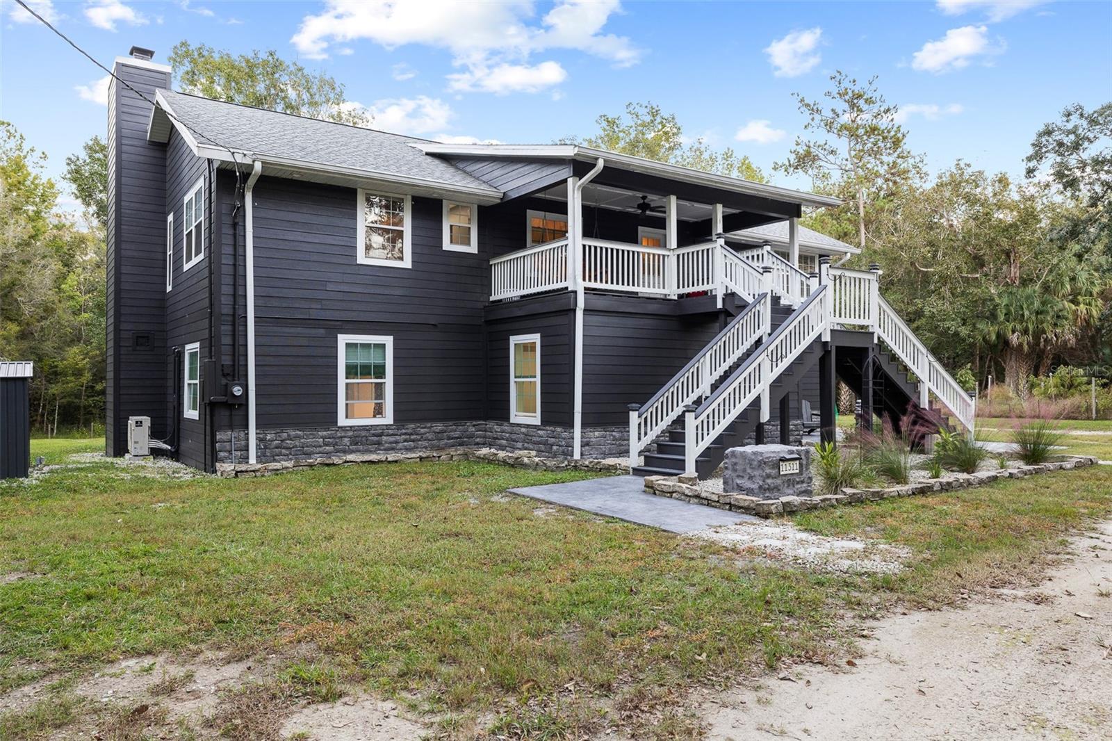 Image 4 of 67 For 11311 40th Street Road