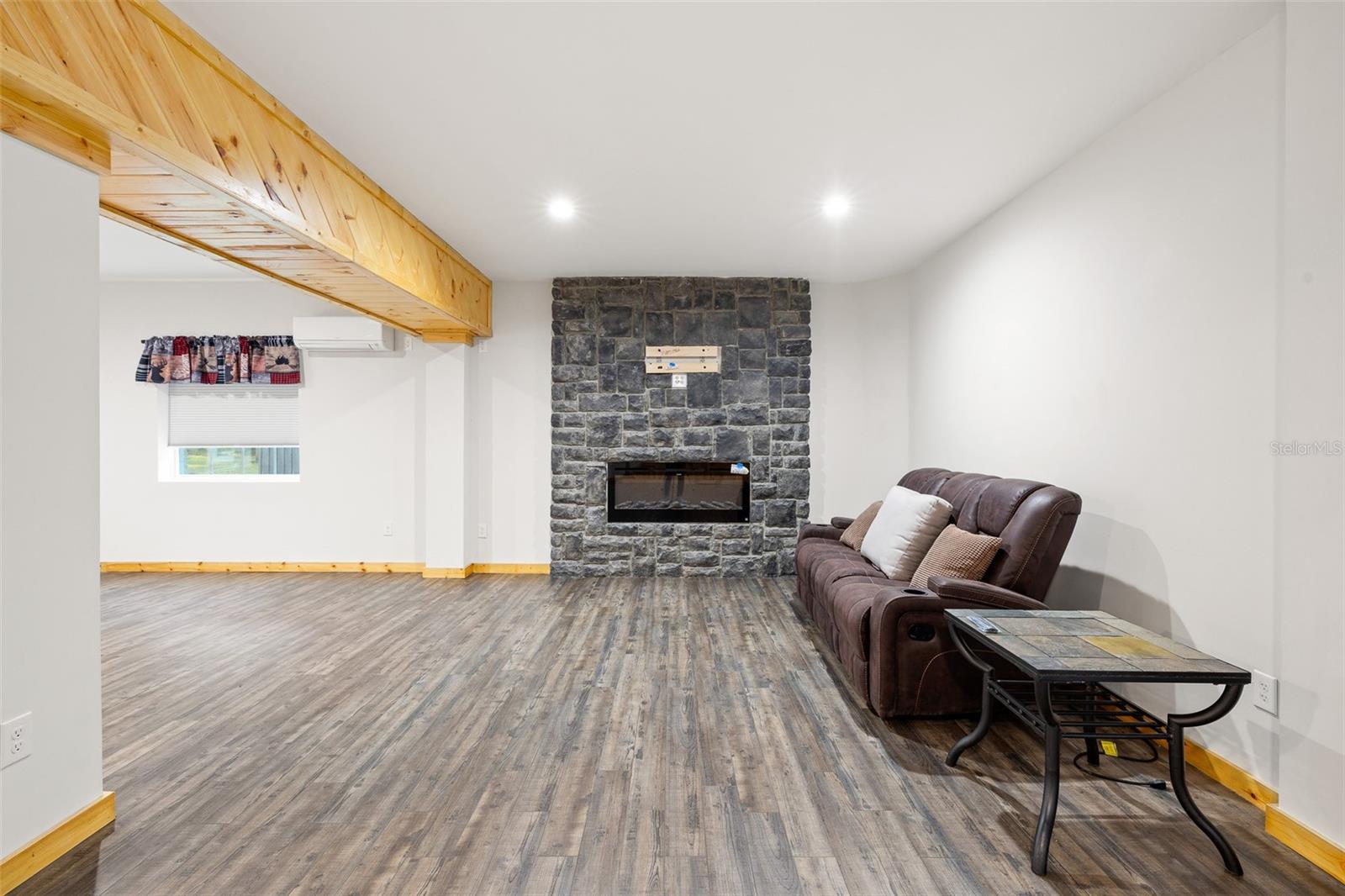 Image 45 of 67 For 11311 40th Street Road