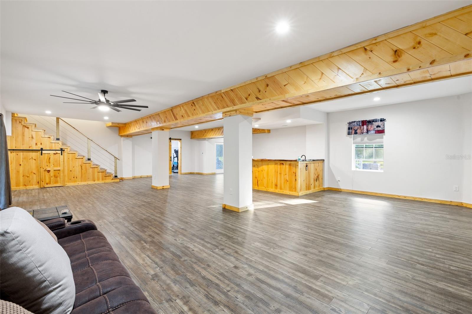 Image 46 of 67 For 11311 40th Street Road