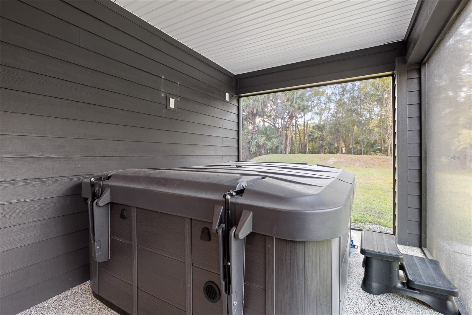 Image 49 of 67 For 11311 40th Street Road