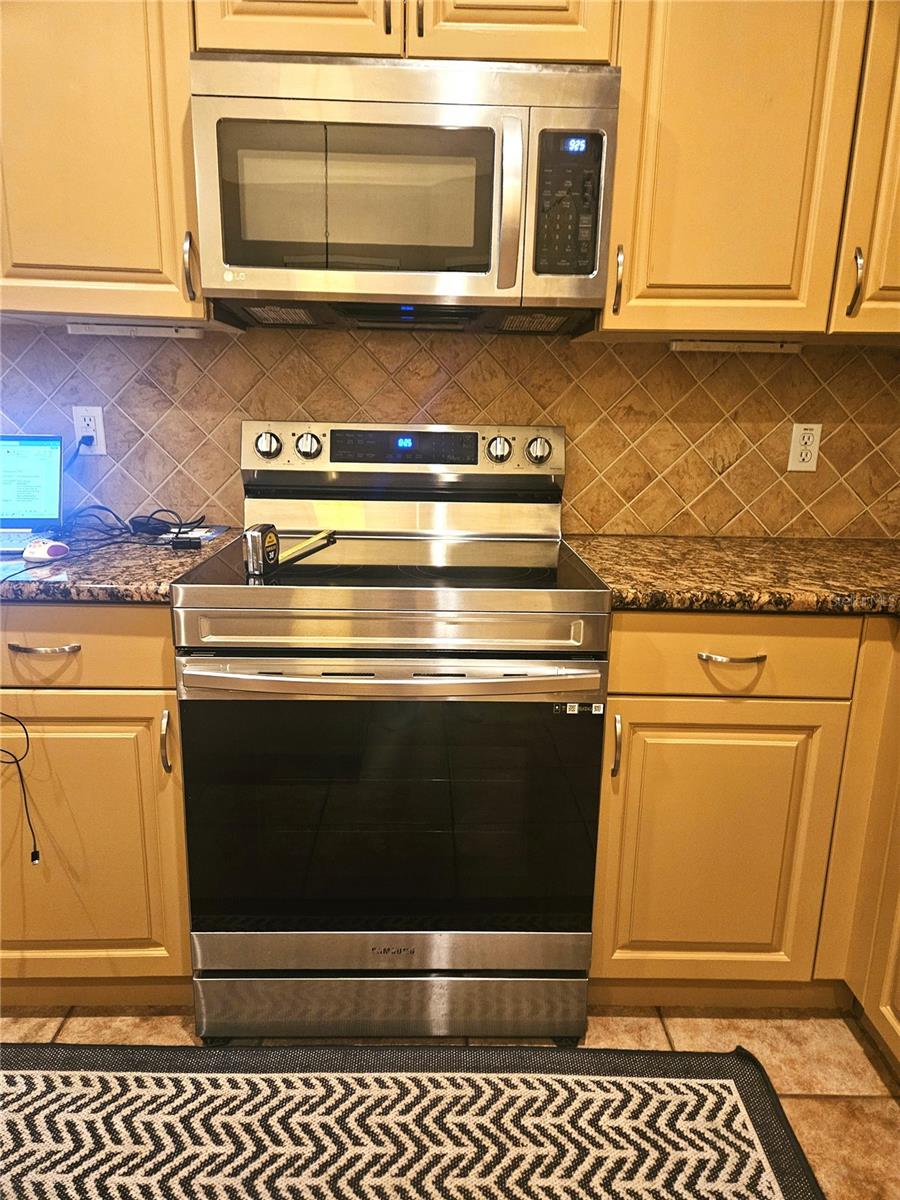 Image 15 of 25 For 4960 Atwood Drive