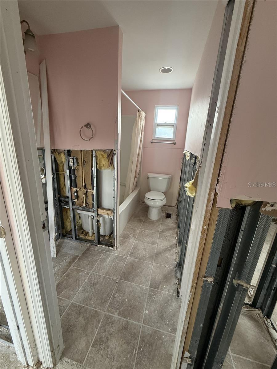 Image 11 of 26 For 8780 43rd Avenue N 131