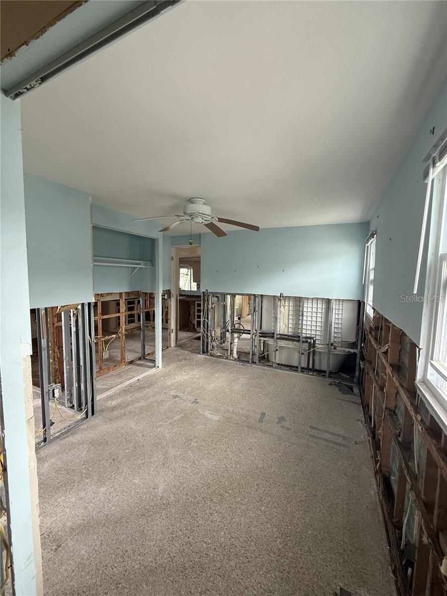 Image 16 of 26 For 8780 43rd Avenue N 131