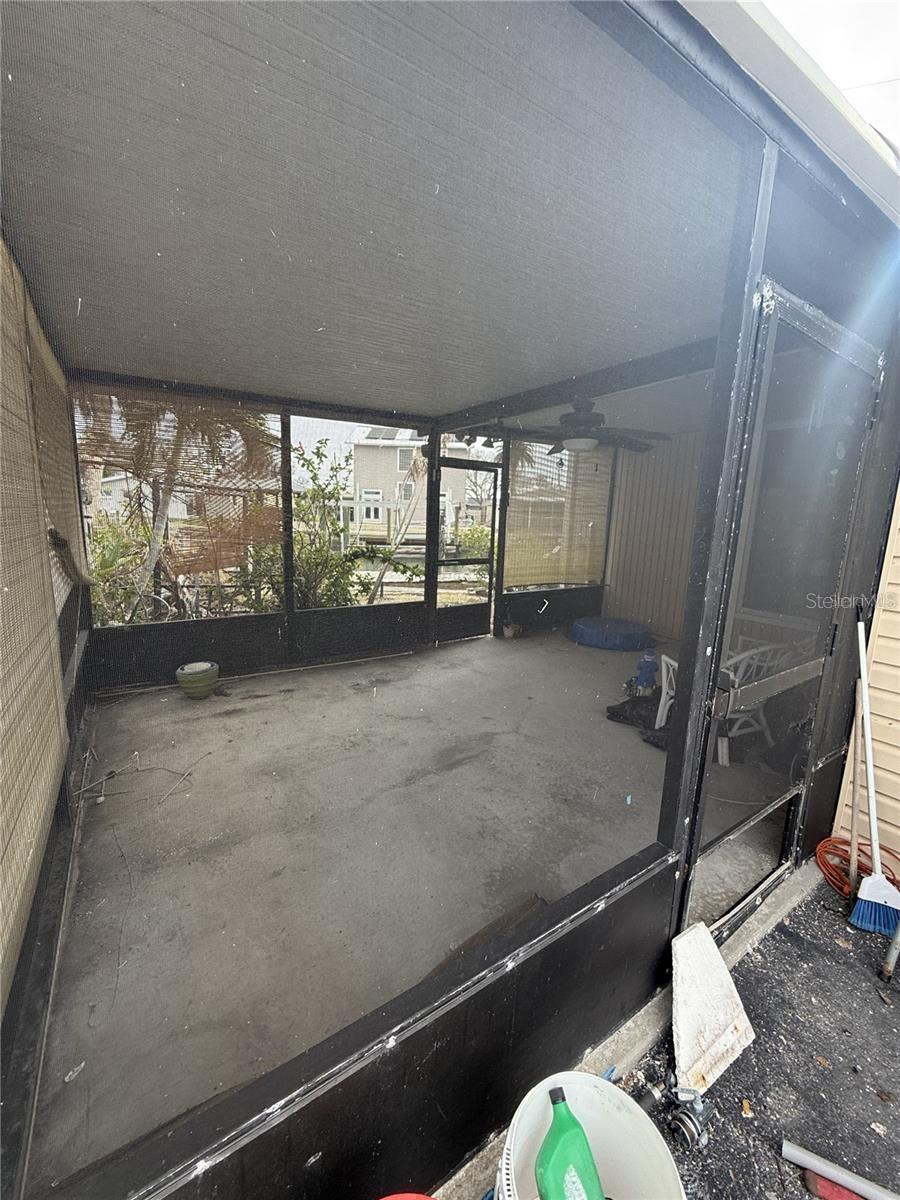 Image 21 of 26 For 8780 43rd Avenue N 131