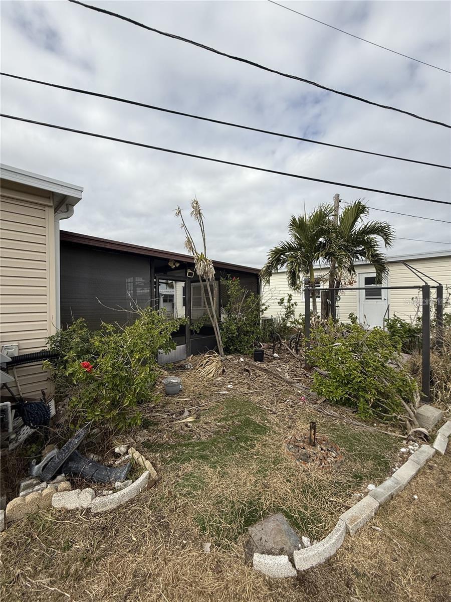 Image 23 of 26 For 8780 43rd Avenue N 131