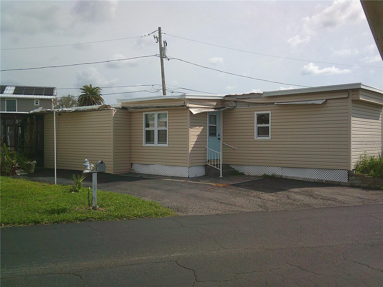 Image 7 of 26 For 8780 43rd Avenue N 131