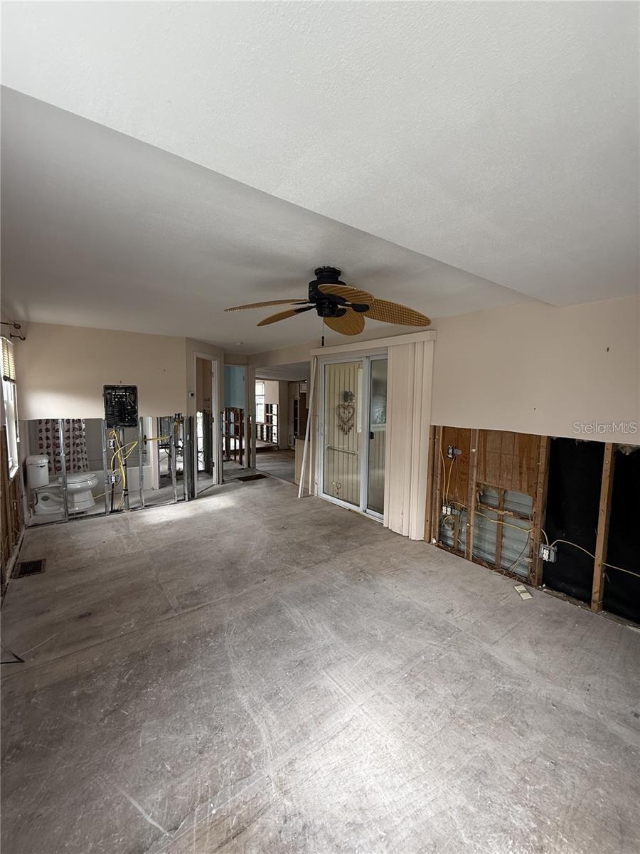 Image 19 of 26 For 8780 43rd Avenue N 131