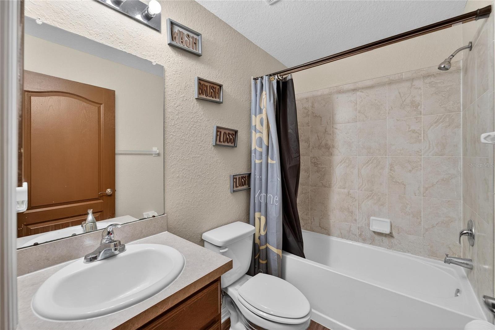 Image 18 of 23 For 2963 Creeks Crossing Boulevard