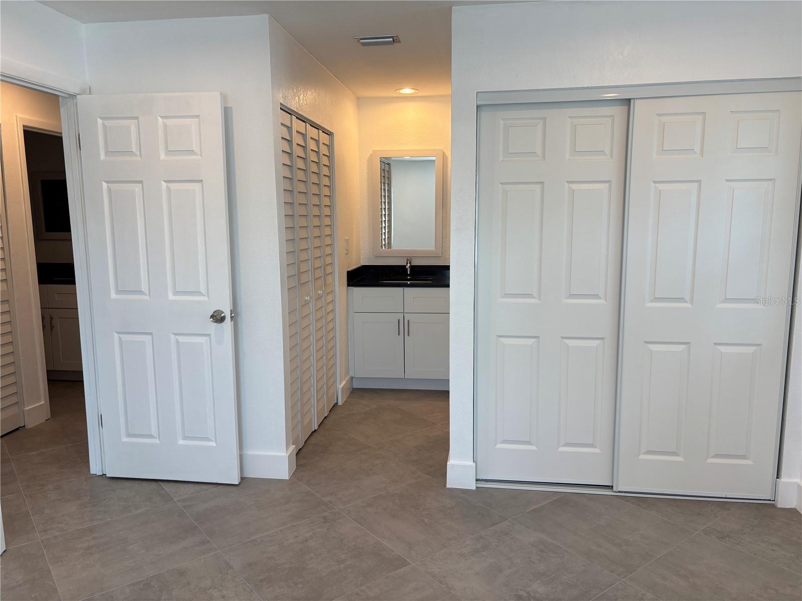 Image 14 of 34 For 5815 Erin Lane S D