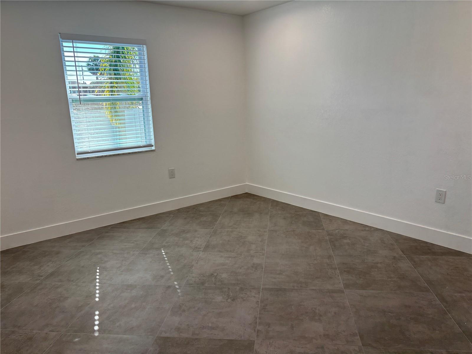 Image 19 of 34 For 5815 Erin Lane S D