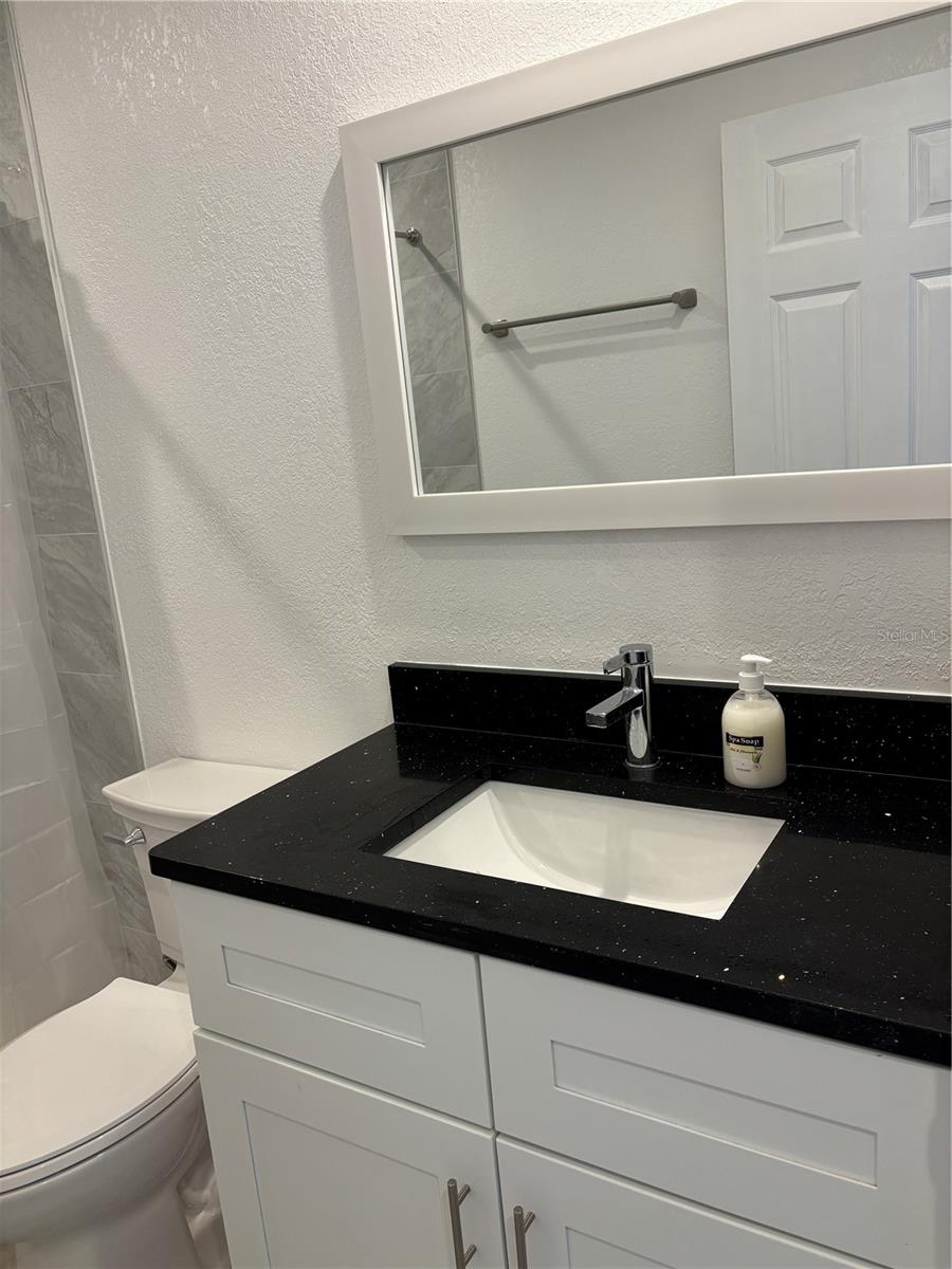 Image 23 of 34 For 5815 Erin Lane S D