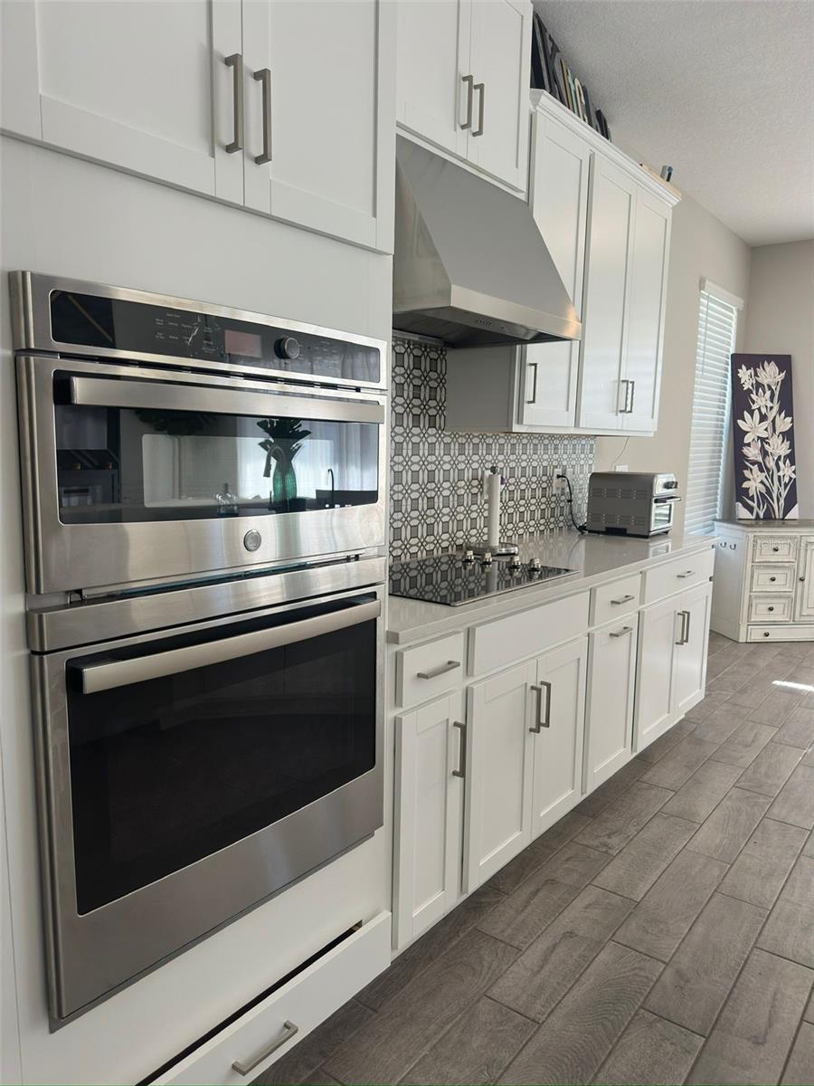 Image 19 of 82 For 33805 Astoria Circle