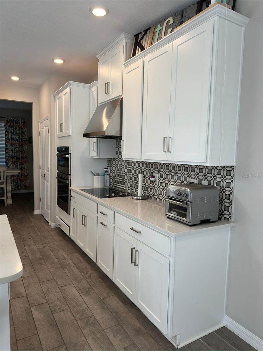 Image 22 of 82 For 33805 Astoria Circle