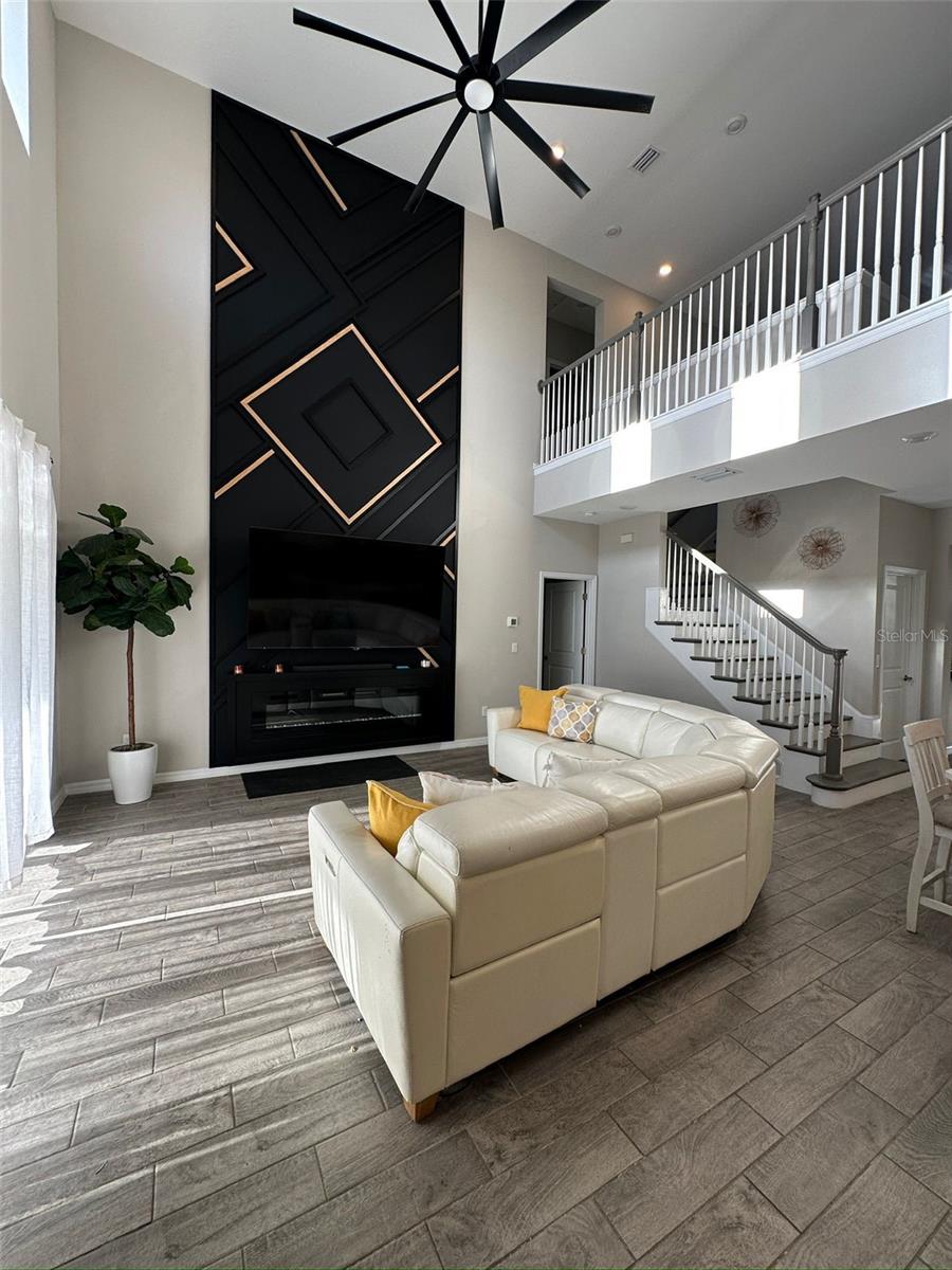 Image 26 of 82 For 33805 Astoria Circle