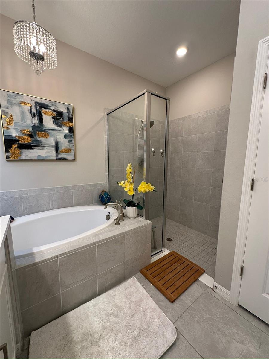 Image 32 of 82 For 33805 Astoria Circle