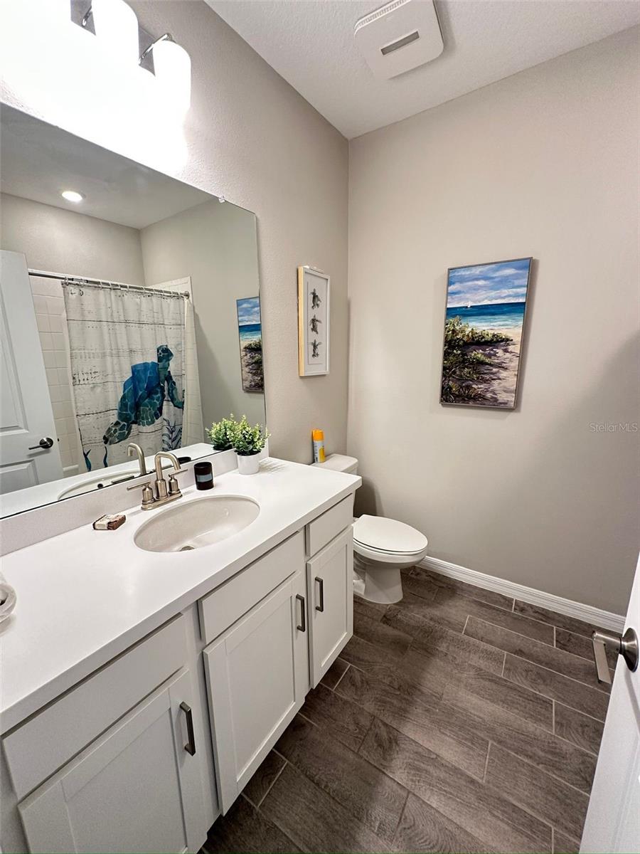 Image 51 of 82 For 33805 Astoria Circle