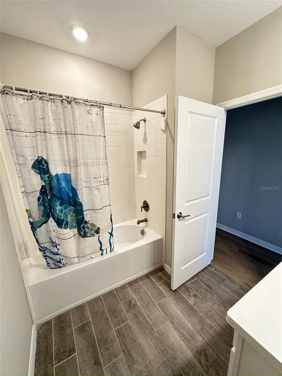 Image 53 of 82 For 33805 Astoria Circle