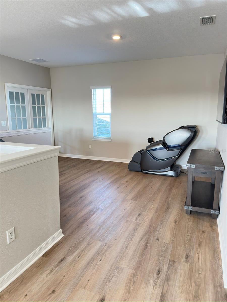 Image 56 of 82 For 33805 Astoria Circle