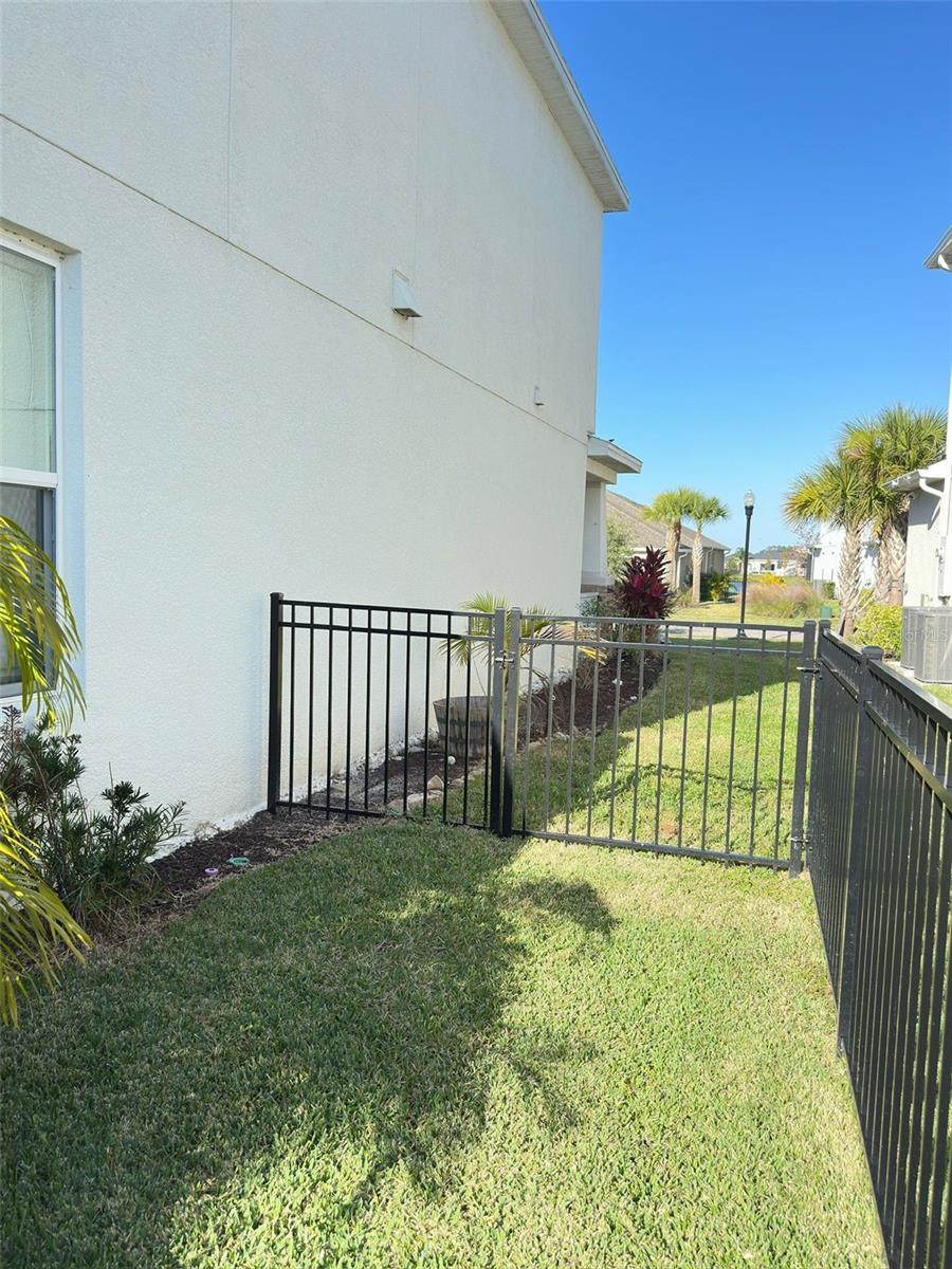 Image 65 of 82 For 33805 Astoria Circle