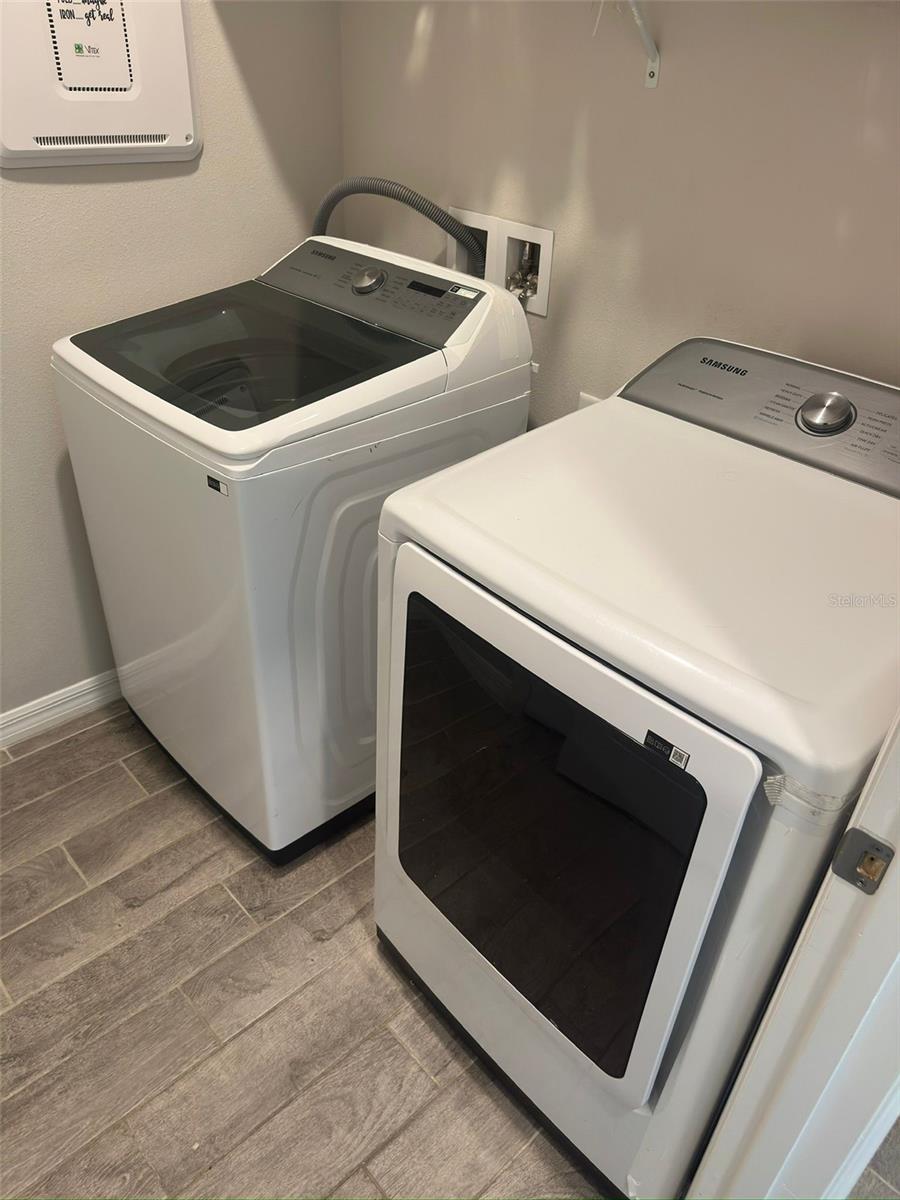 Image 76 of 82 For 33805 Astoria Circle