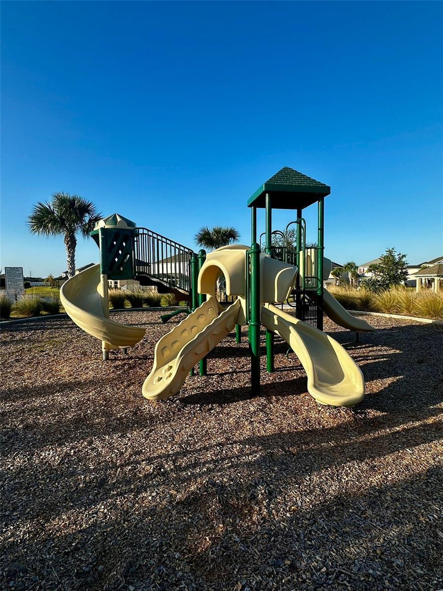 Image 77 of 82 For 33805 Astoria Circle