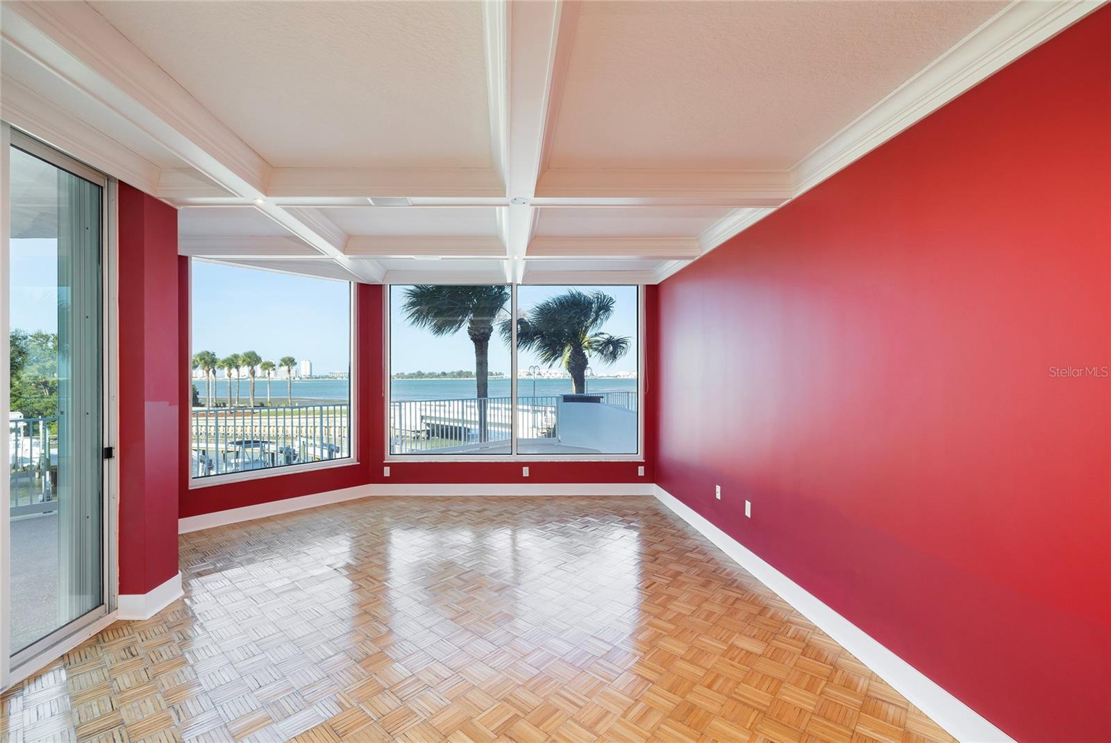 Image 17 of 58 For 2 Seaside Lane 103