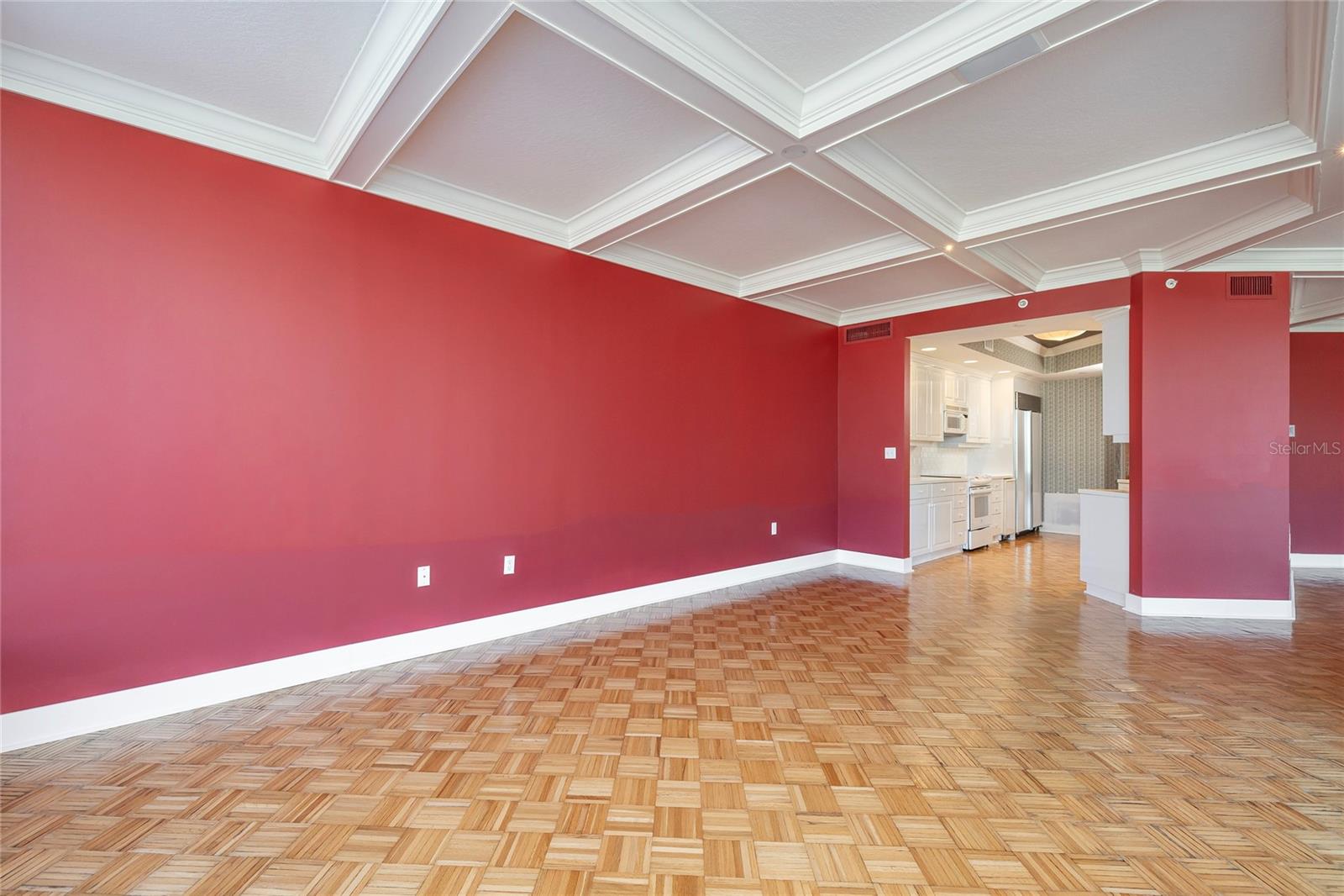 Image 18 of 58 For 2 Seaside Lane 103