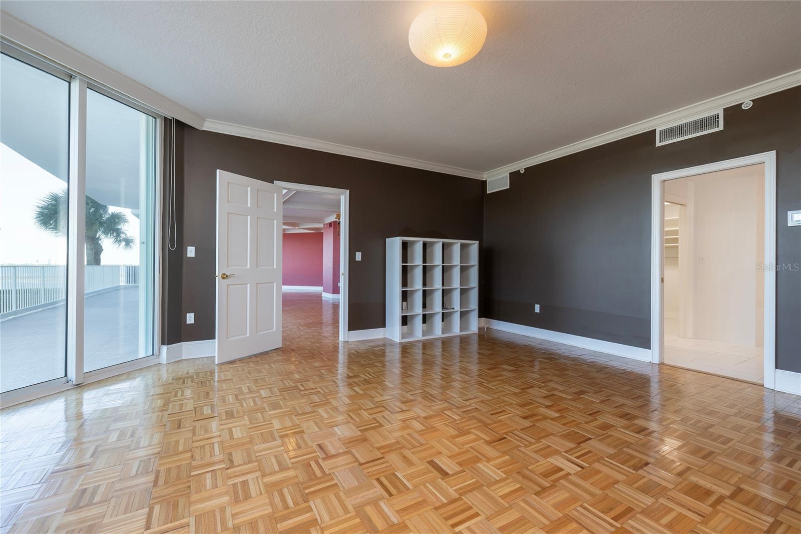 Image 26 of 58 For 2 Seaside Lane 103